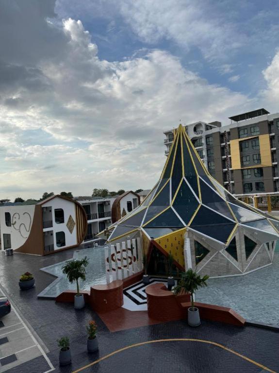 At Ayutthaya Hotel Exteriör bild