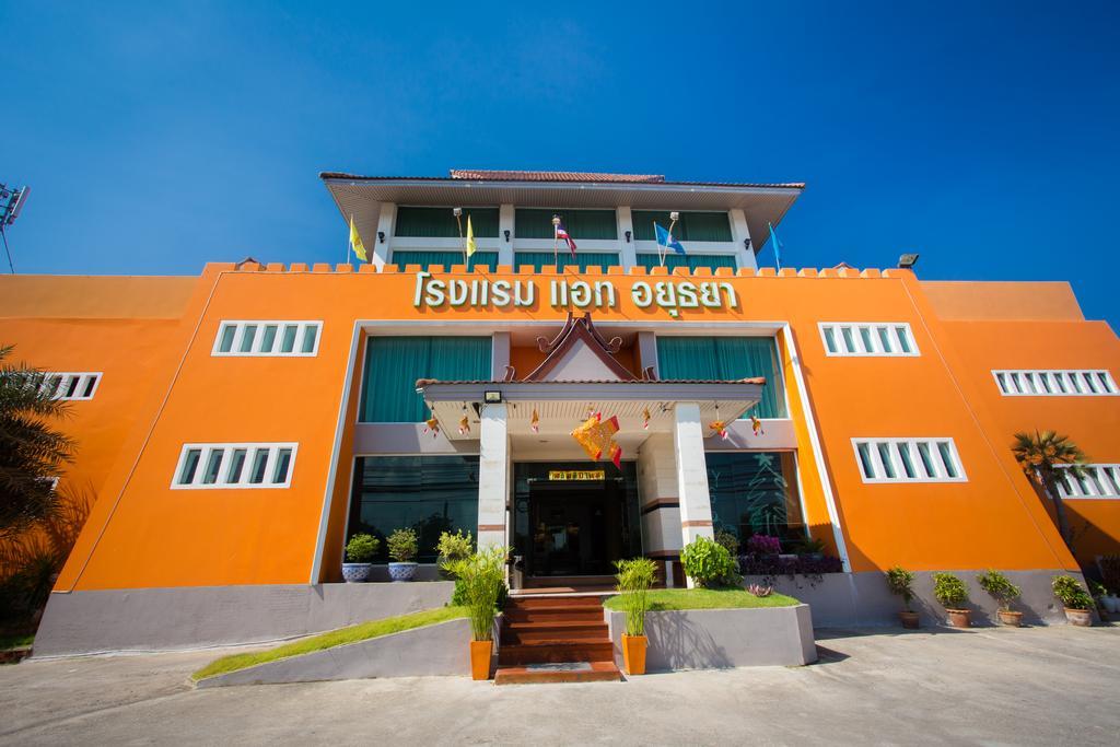 At Ayutthaya Hotel Exteriör bild